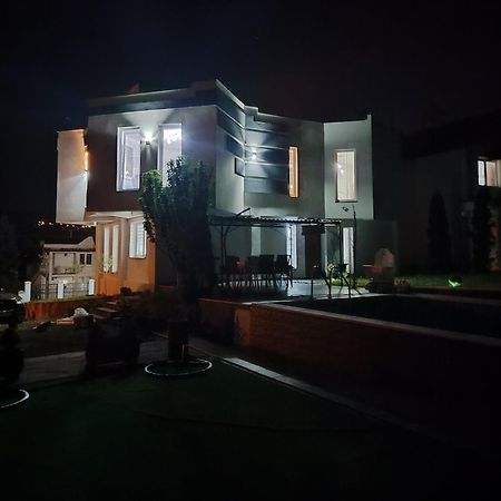 Villa Lea Tuzla Buitenkant foto