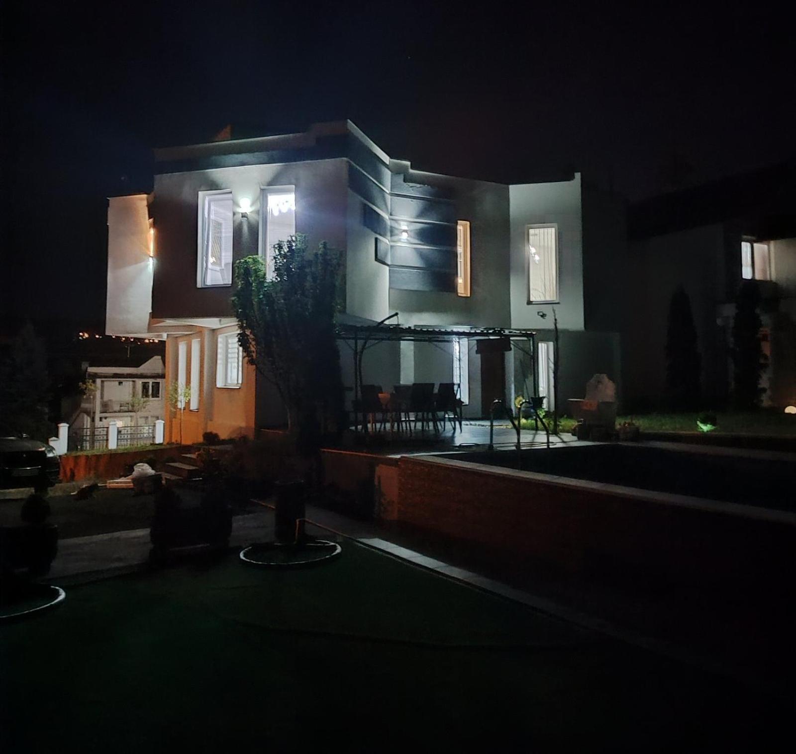 Villa Lea Tuzla Buitenkant foto